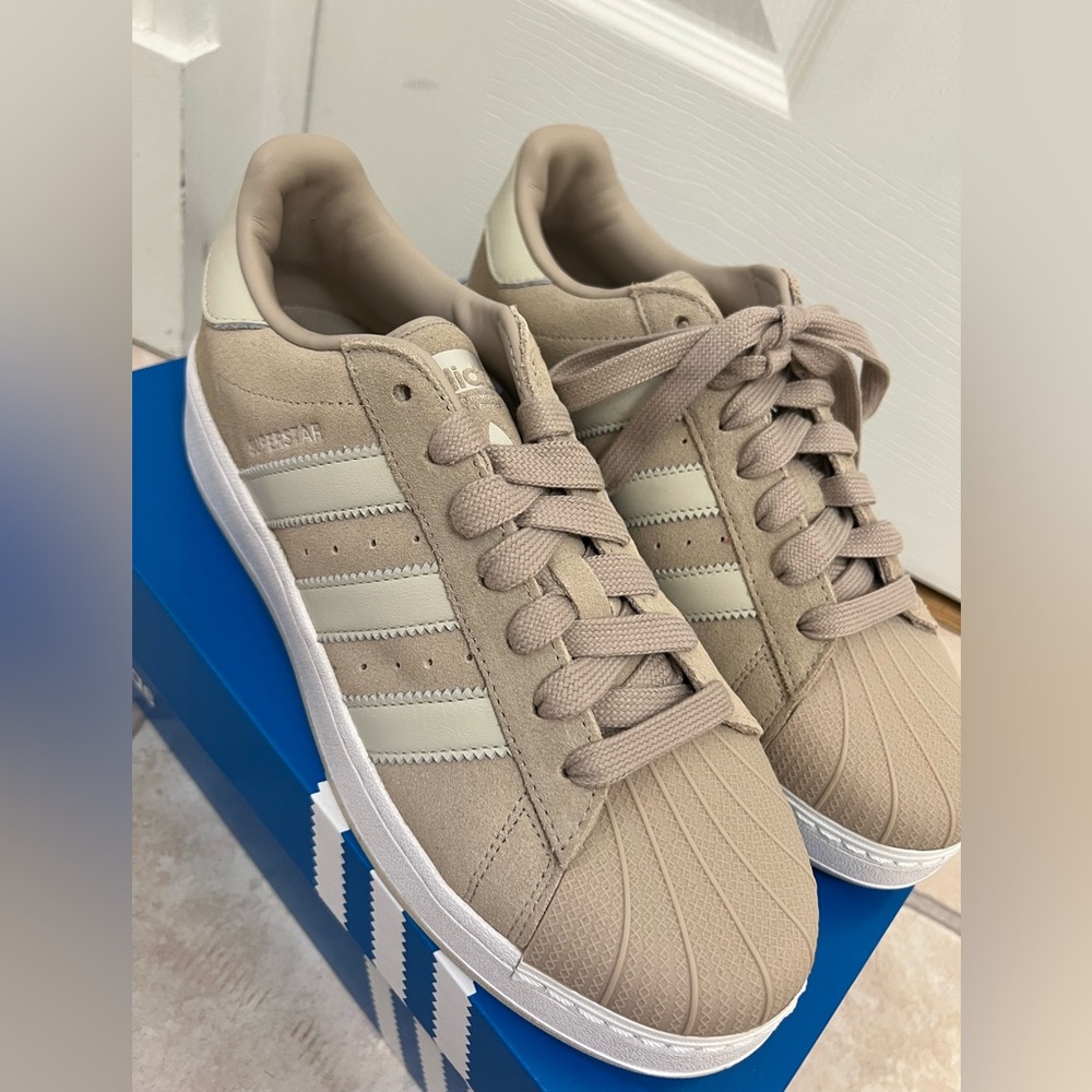 Adidas Superstar XLG Shoes - Wonder Beige / Cloud White / Size: 9.5 - Picture 3 of 7